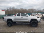 2017 Toyota Tacoma Trd Sport Silver vin: 5TFSZ5AN2HX103851