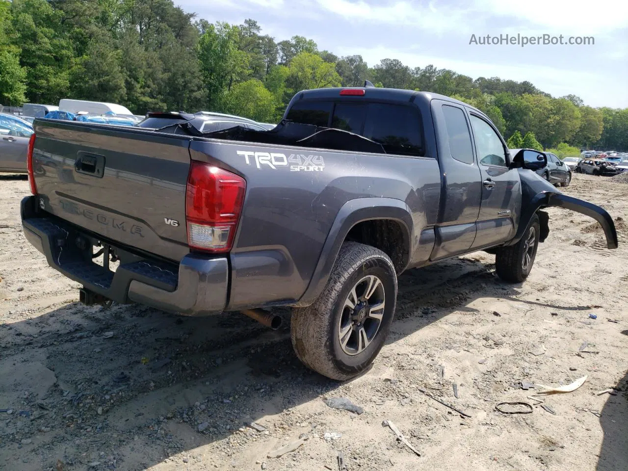 2017 Toyota Tacoma Access Cab Gray vin: 5TFSZ5AN5HX048473