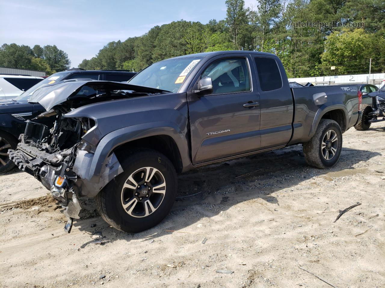 2017 Toyota Tacoma Access Cab Gray vin: 5TFSZ5AN5HX048473