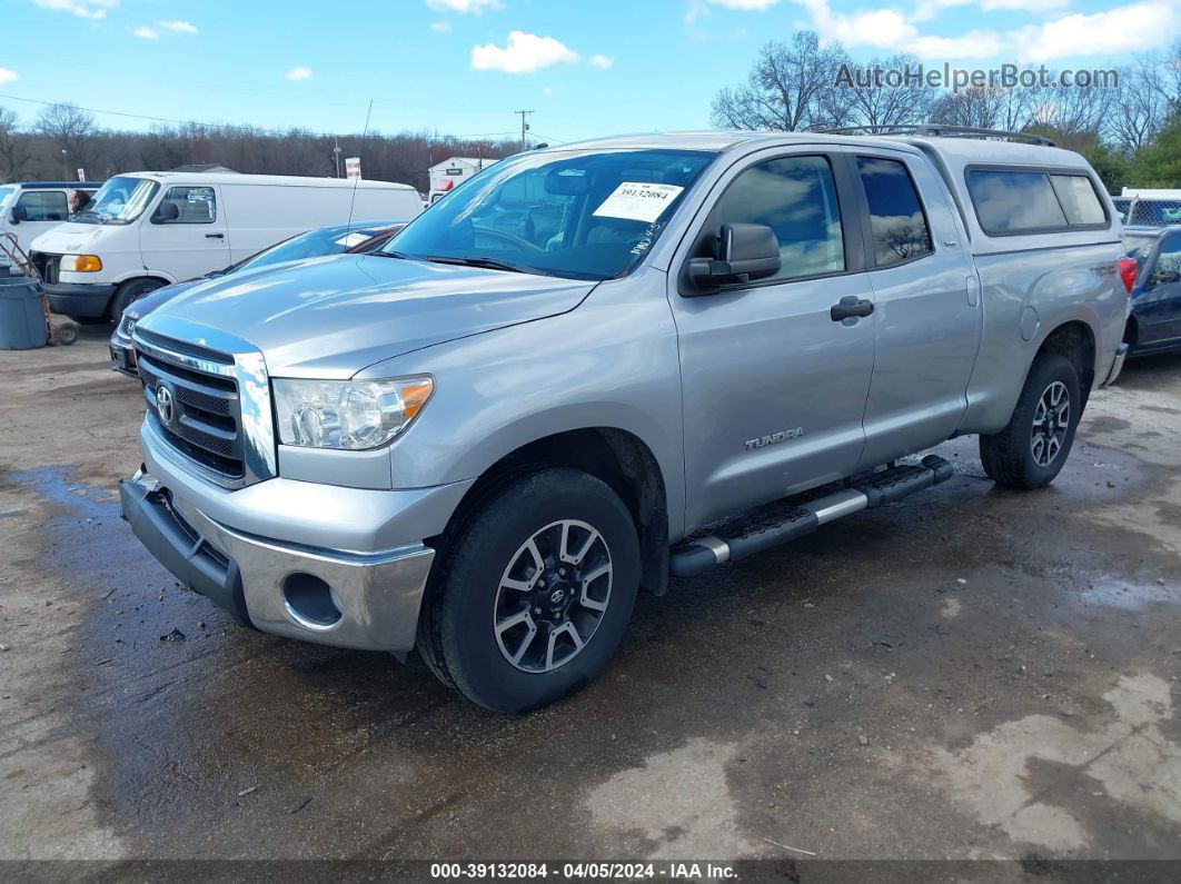 2012 Toyota Tundra Grade 4.6l V8 Silver vin: 5TFUM5F15CX030108