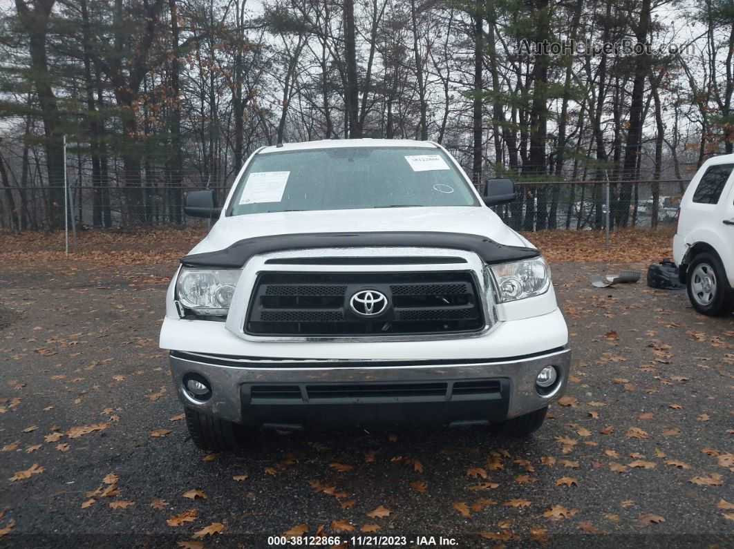 2012 Toyota Tundra Grade 5.7l V8 White vin: 5TFUW5F12CX268217