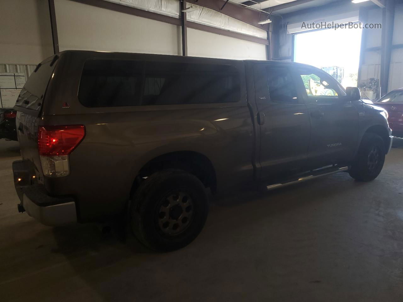 2012 Toyota Tundra Double Cab Sr5 Brown vin: 5TFUW5F14CX235736