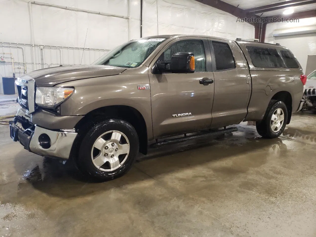 2012 Toyota Tundra Double Cab Sr5 Brown vin: 5TFUW5F16CX211910