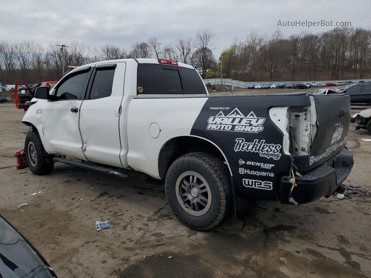 2012 Toyota Tundra Double Cab Sr5 White vin: 5TFUY5F14CX222205