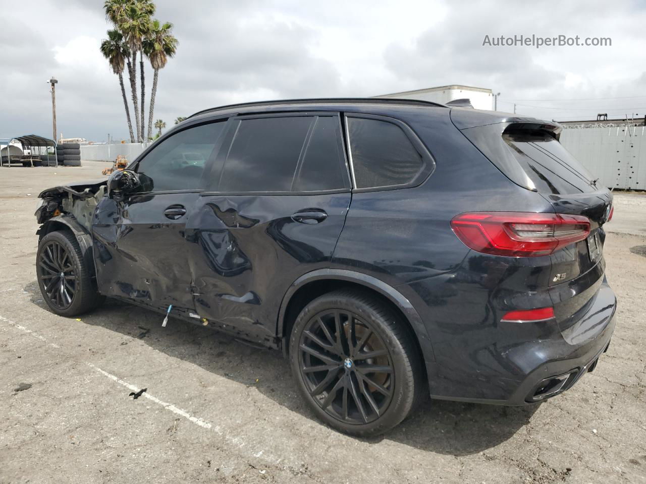 2020 Bmw X5 M50i Черный vin: 5UXJU4C06L9B19619