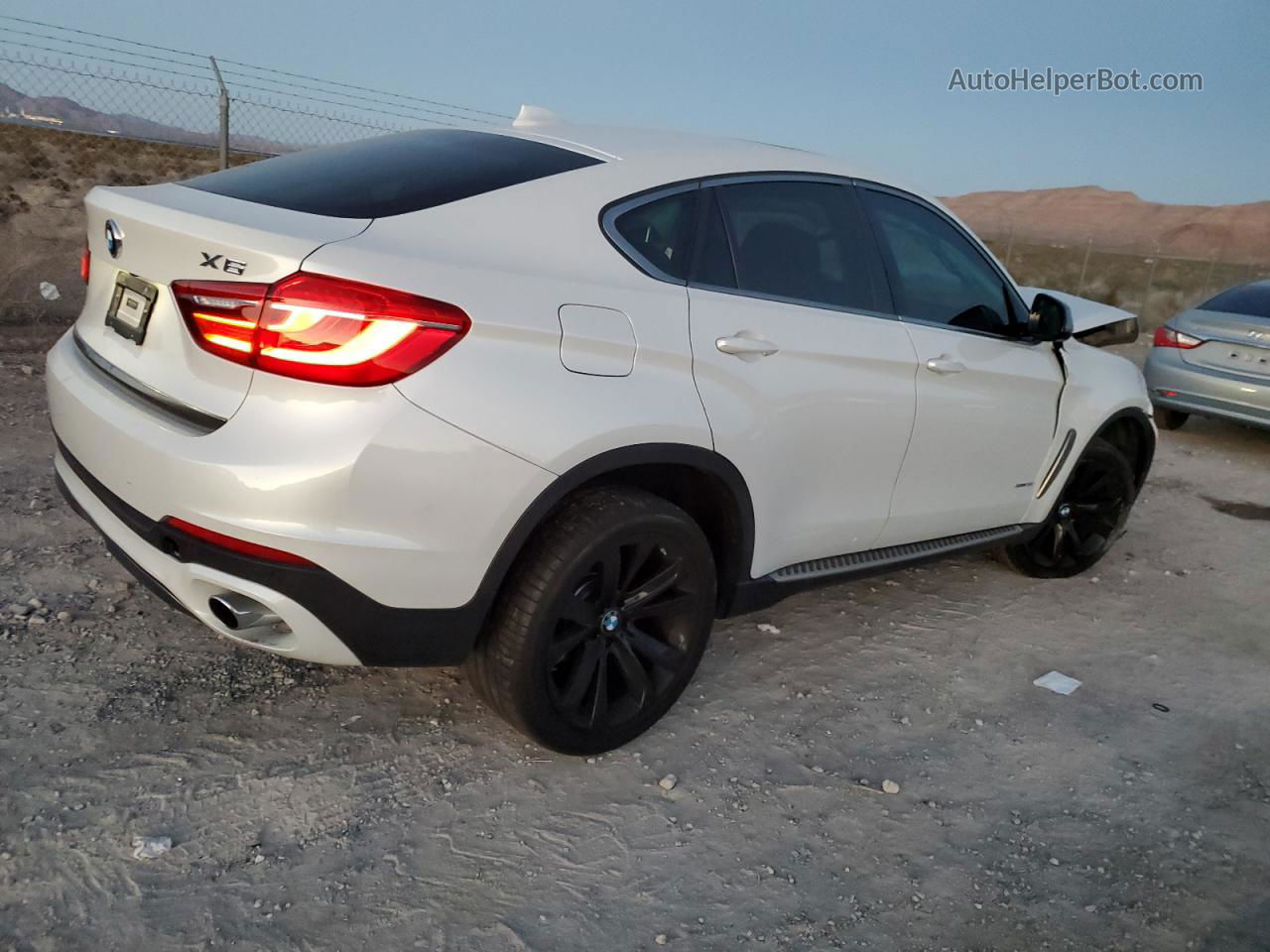 2016 Bmw X6 Xdrive35i White vin: 5UXKU2C50G0N84120