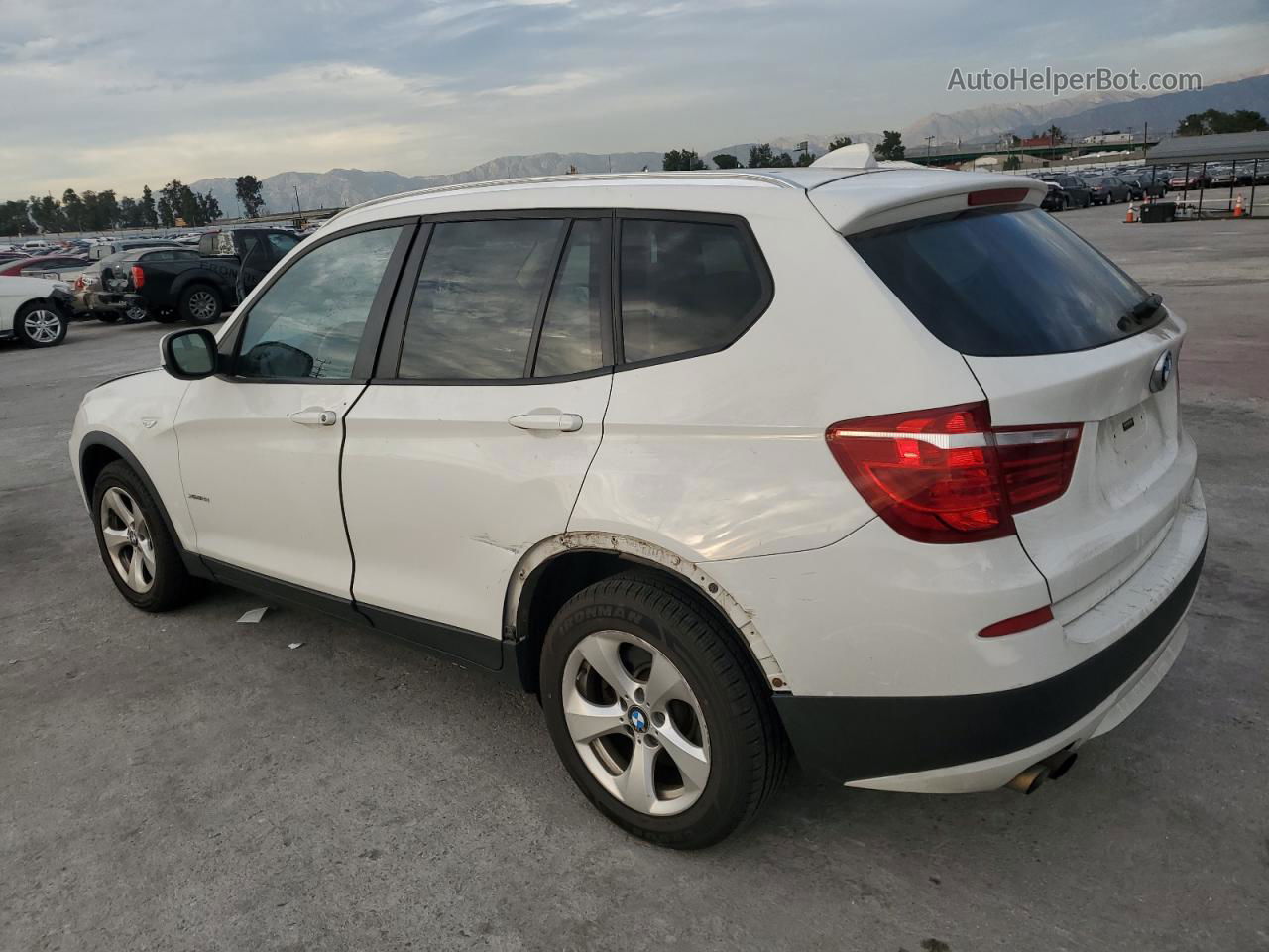 2012 Bmw X3 Xdrive28i Белый vin: 5UXWX5C58CL723963