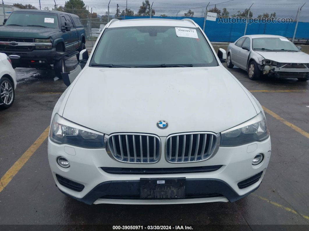 2016 Bmw X3 Xdrive28i Белый vin: 5UXWX9C53G0D85132