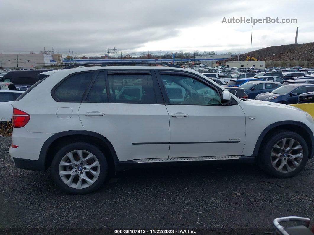 2011 Bmw X5 Xdrive35i/xdrive35i Premium/xdrive35i Sport Activity White vin: 5UXZV4C52BL408135