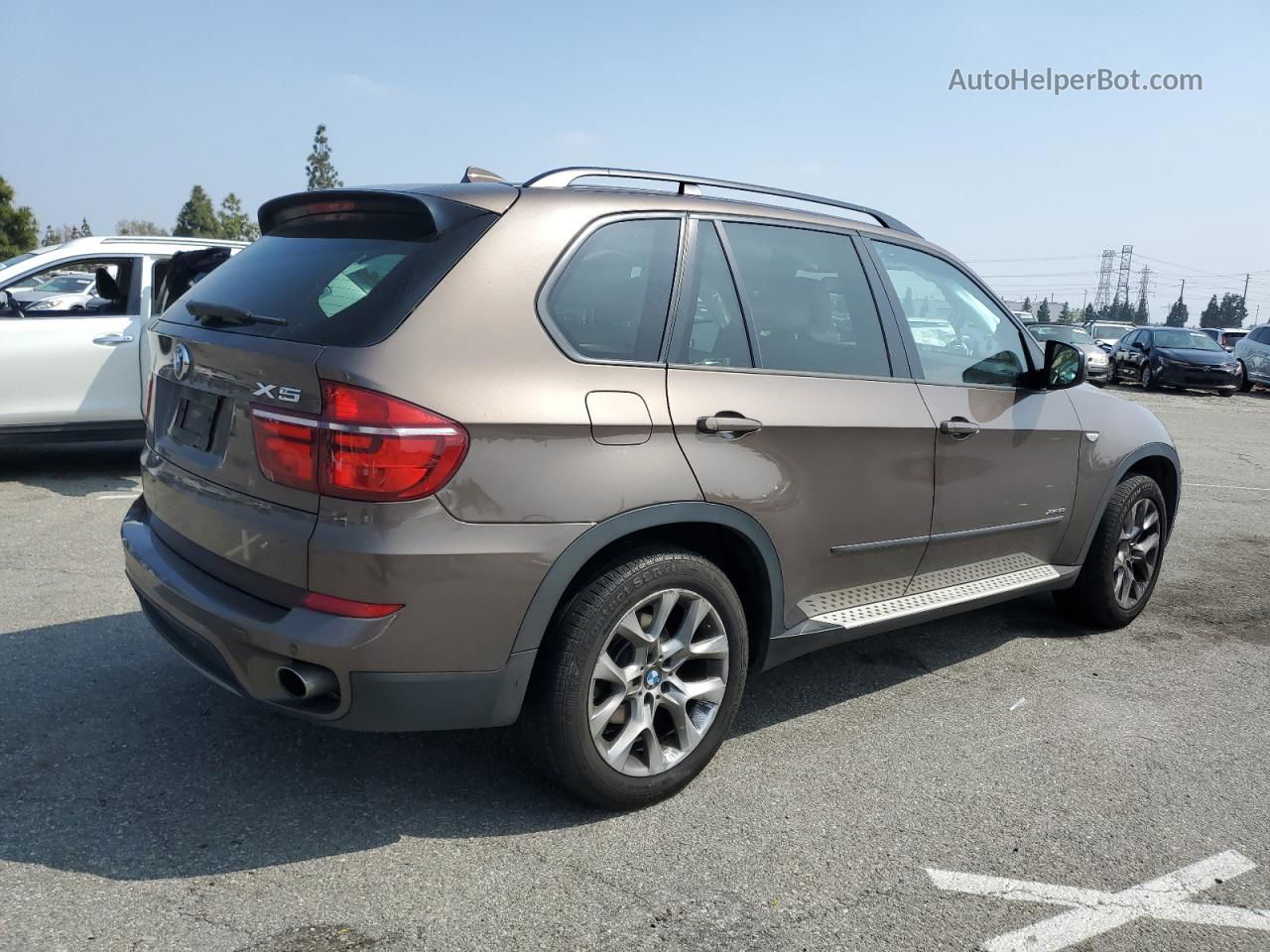 2012 Bmw X5 Xdrive35i Brown vin: 5UXZV4C52CL748032