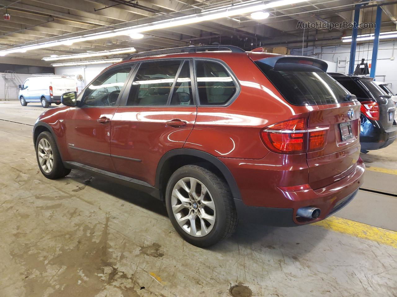 2011 Bmw X5 Xdrive35i Burgundy vin: 5UXZV4C53BL738446