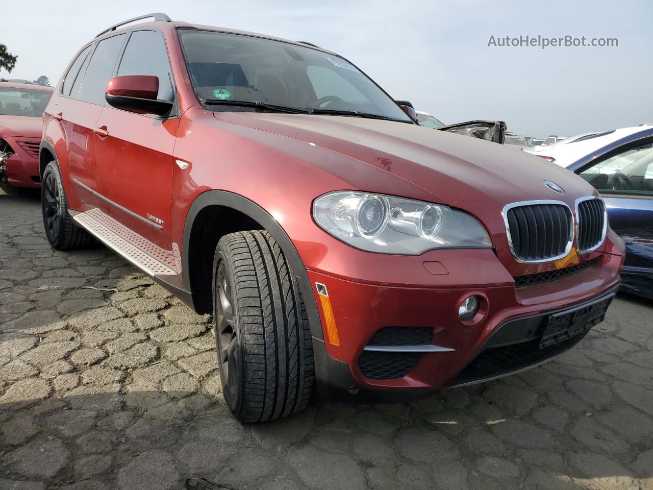 2012 Bmw X5 Xdrive35i Burgundy vin: 5UXZV4C53CL749027