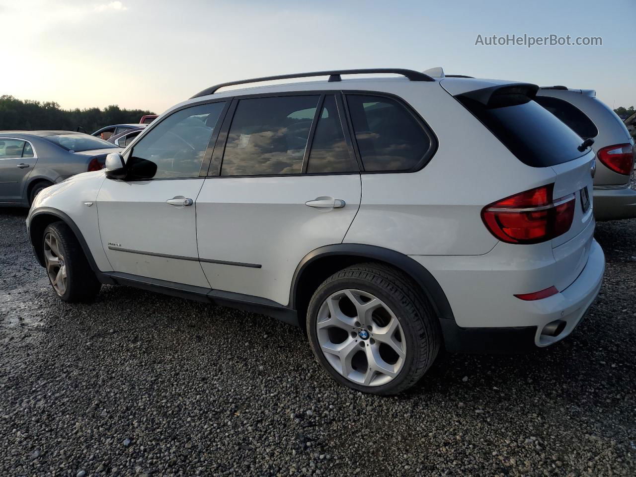 2011 Bmw X5 Xdrive35i White vin: 5UXZV4C54BL402045