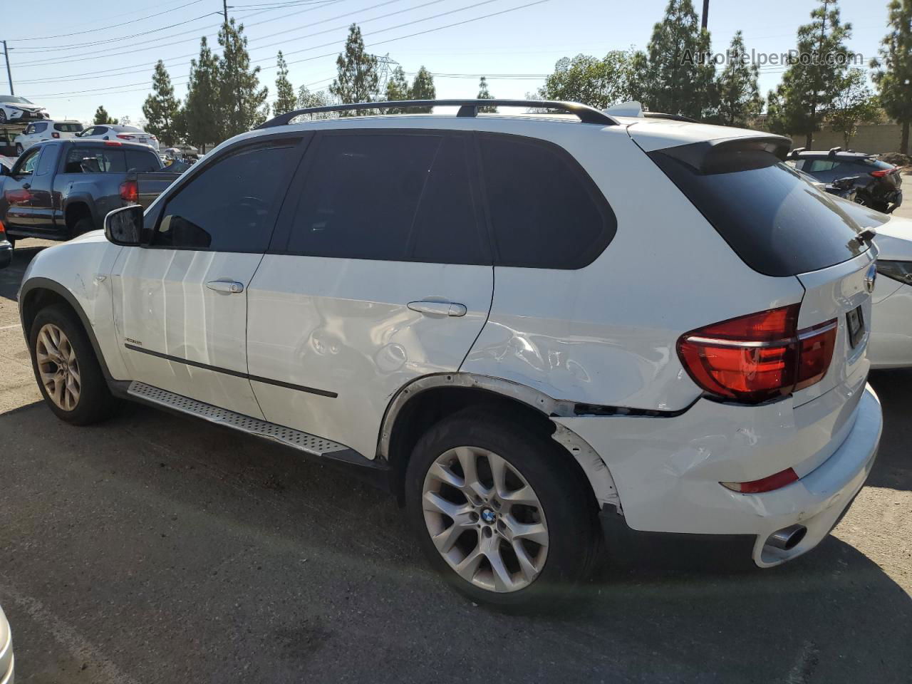 2012 Bmw X5 Xdrive35i White vin: 5UXZV4C55CL750390