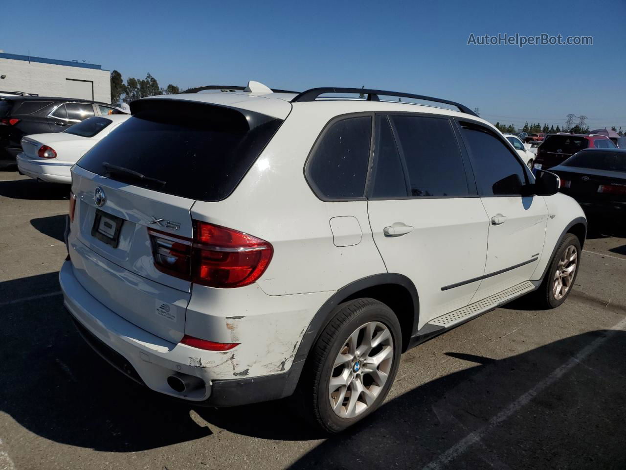 2012 Bmw X5 Xdrive35i White vin: 5UXZV4C55CL750390