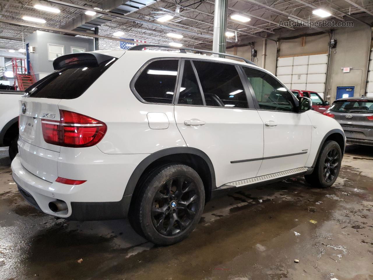 2011 Bmw X5 Xdrive35i White vin: 5UXZV4C57BL405070