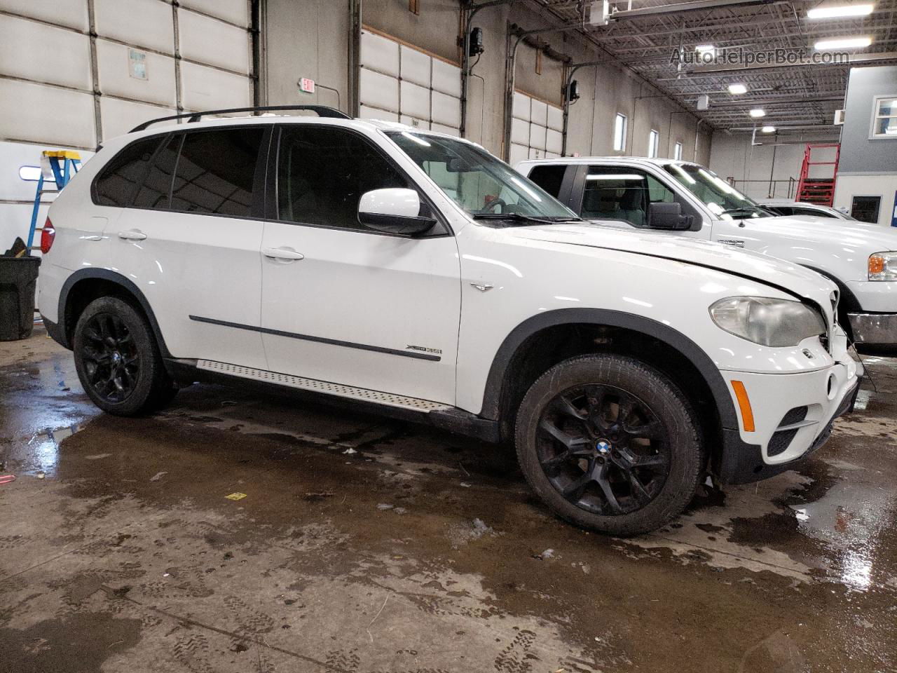 2011 Bmw X5 Xdrive35i Белый vin: 5UXZV4C57BL405070