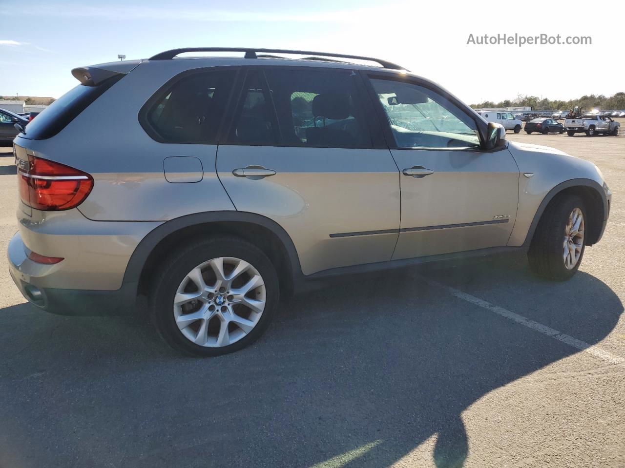 2012 Bmw X5 Xdrive35i Желто-коричневый vin: 5UXZV4C58CL754823