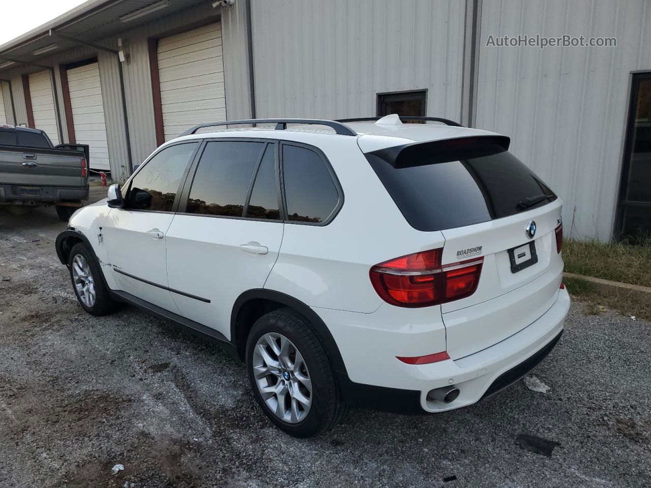 2011 Bmw X5 Xdrive35d White vin: 5UXZW0C52BL368712