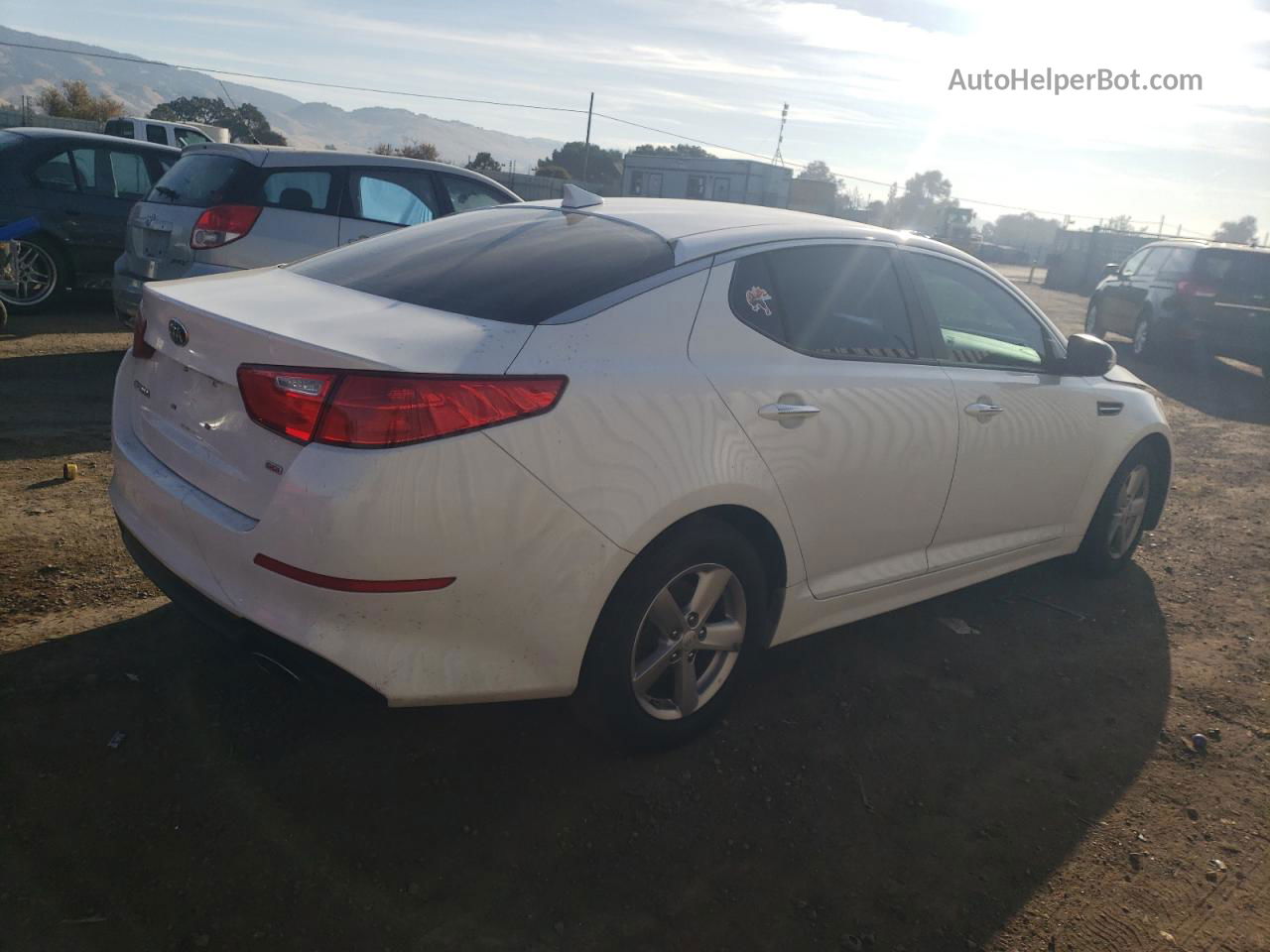 2014 Kia Optima Lx White vin: 5XXGM4A71EG293662