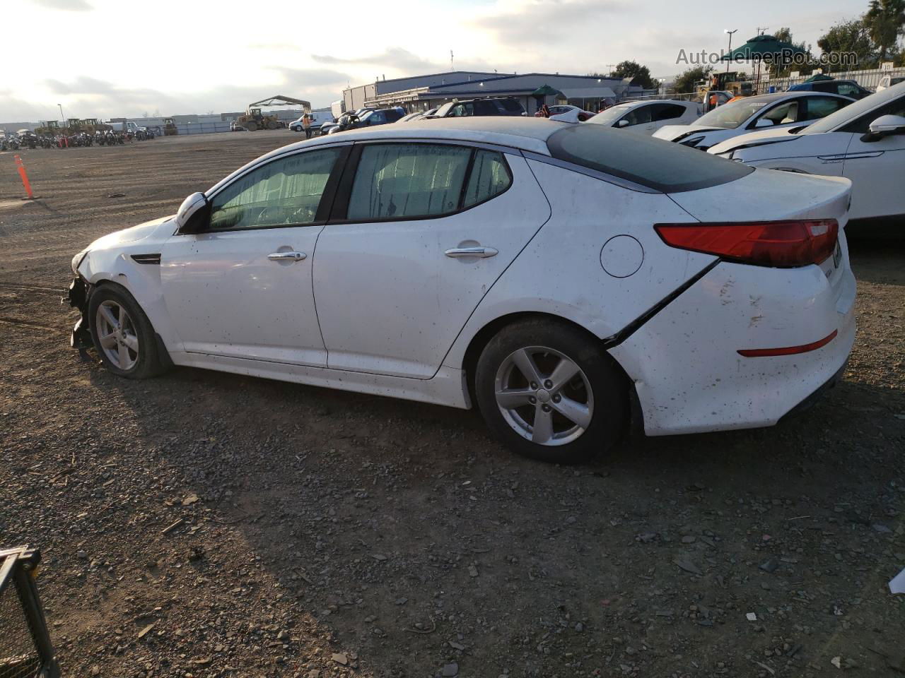 2015 Kia Optima Lx White vin: 5XXGM4A71FG388224