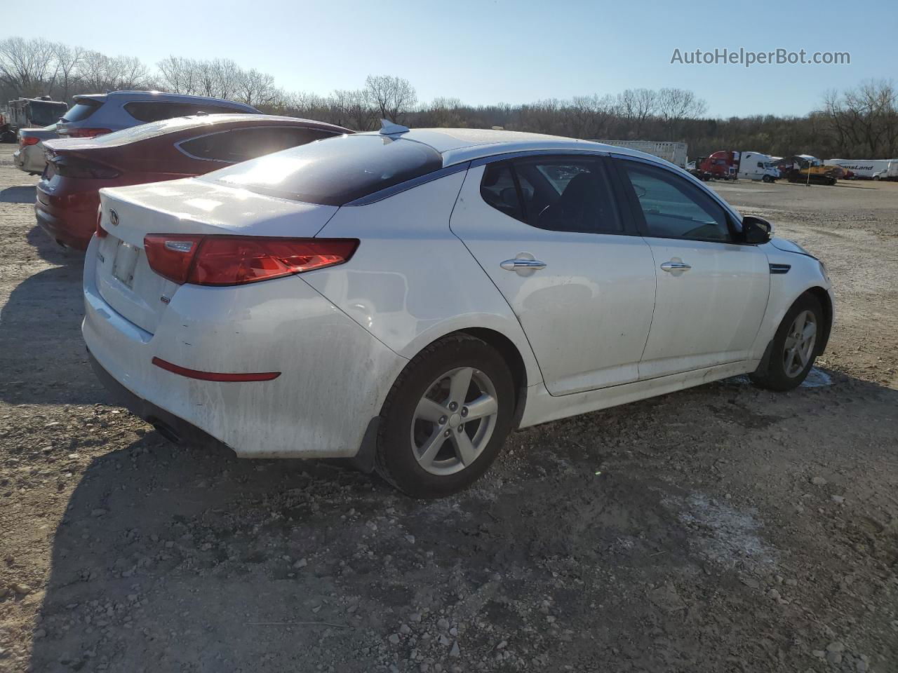 2015 Kia Optima Lx White vin: 5XXGM4A71FG415695