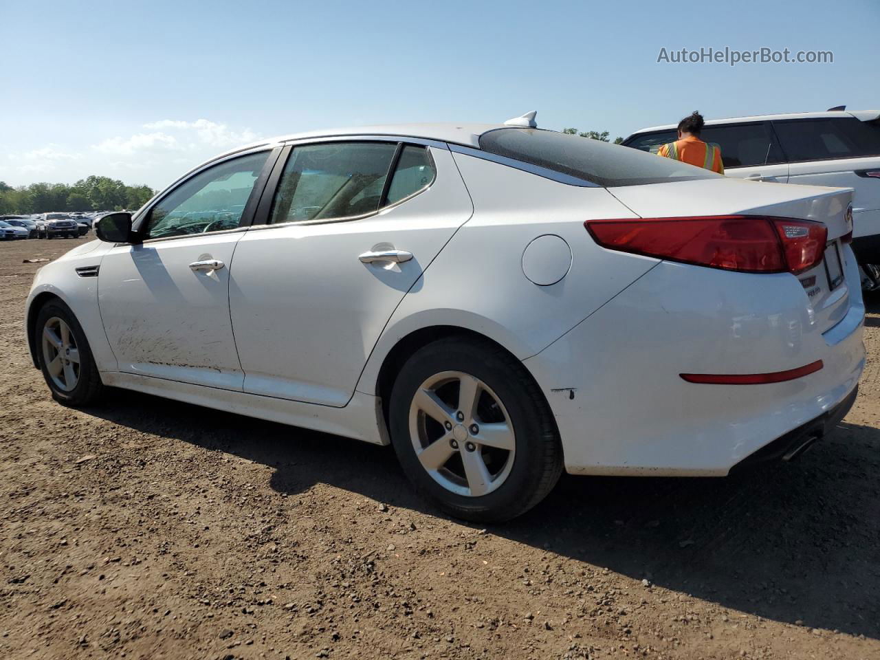 2014 Kia Optima Lx White vin: 5XXGM4A73EG273073