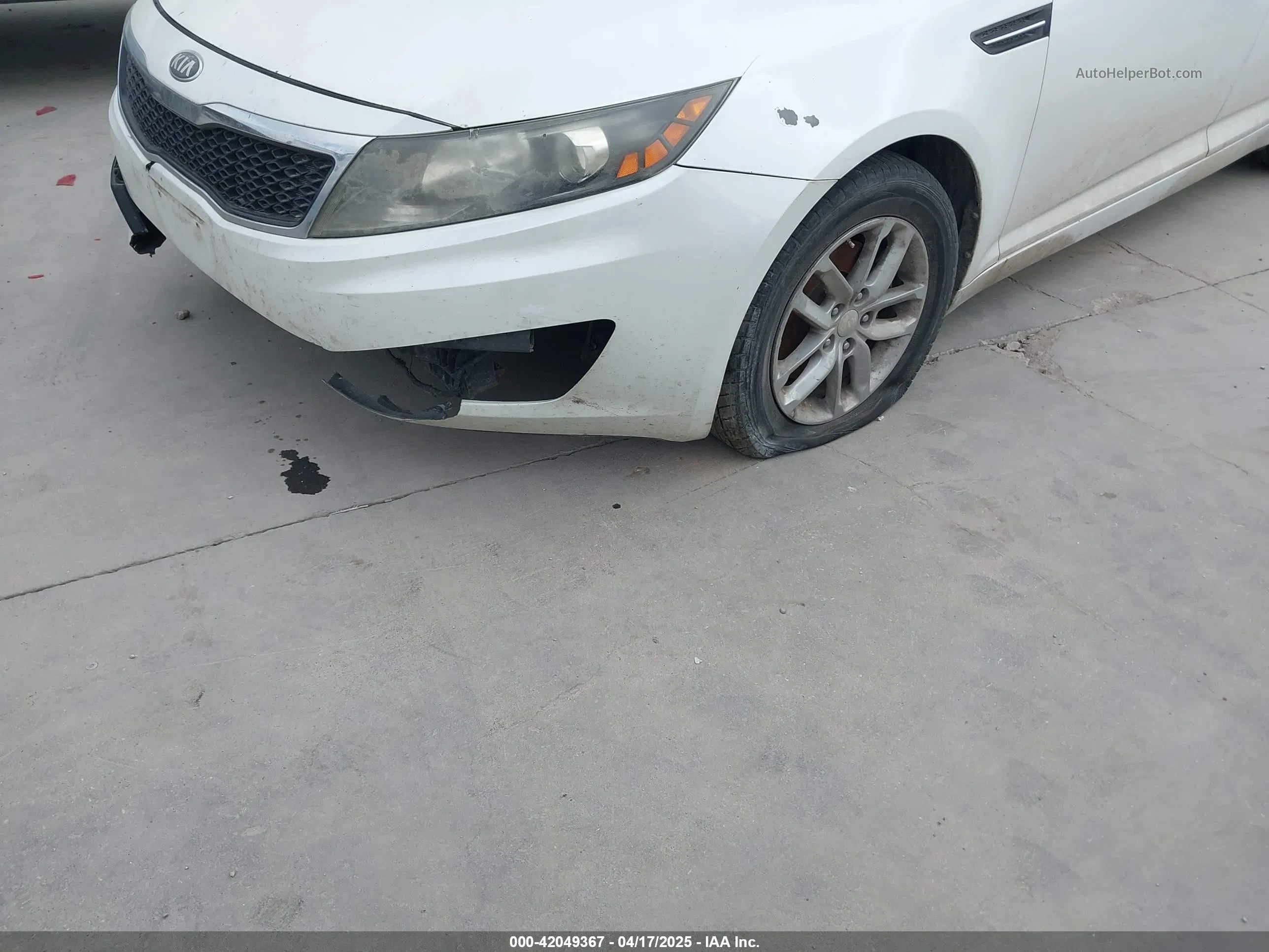 2013 Kia Optima Lx White vin: 5XXGM4A74DG142720