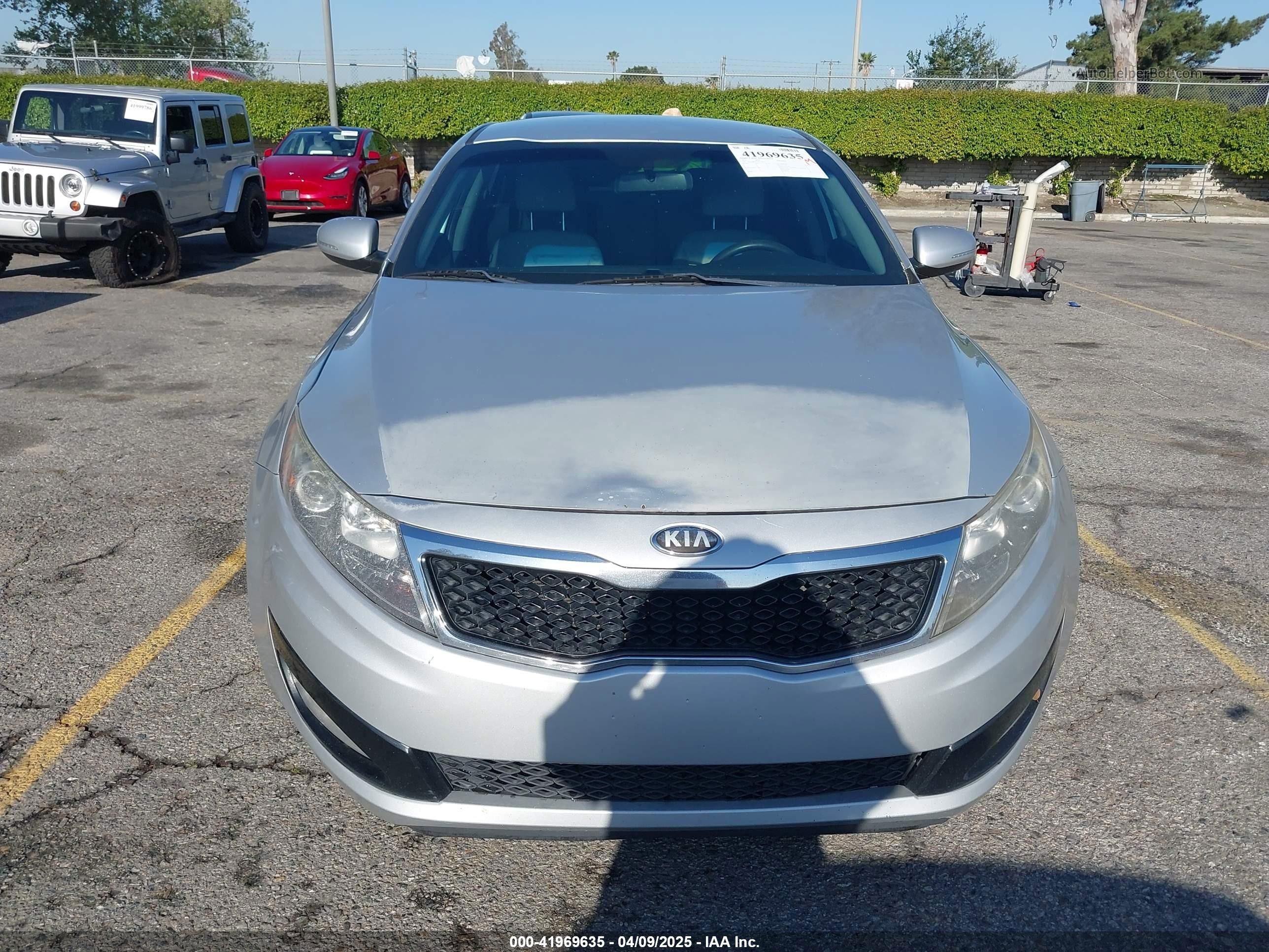 2013 Kia Optima Lx Серебряный vin: 5XXGM4A75DG198827