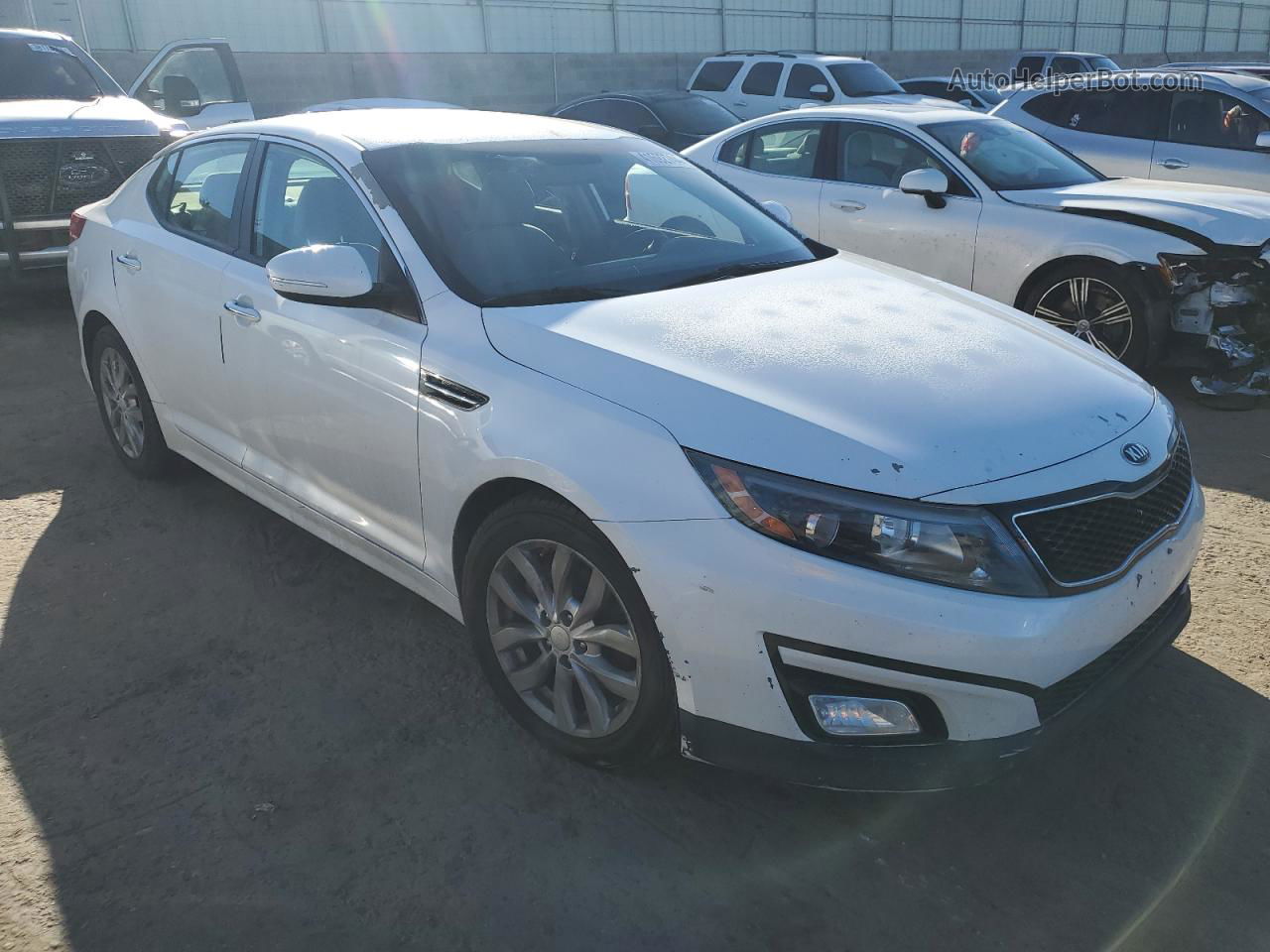 2014 Kia Optima Lx White vin: 5XXGM4A76EG314165