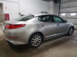 2015 Kia Optima Lx Серебряный vin: 5XXGM4A77FG459250