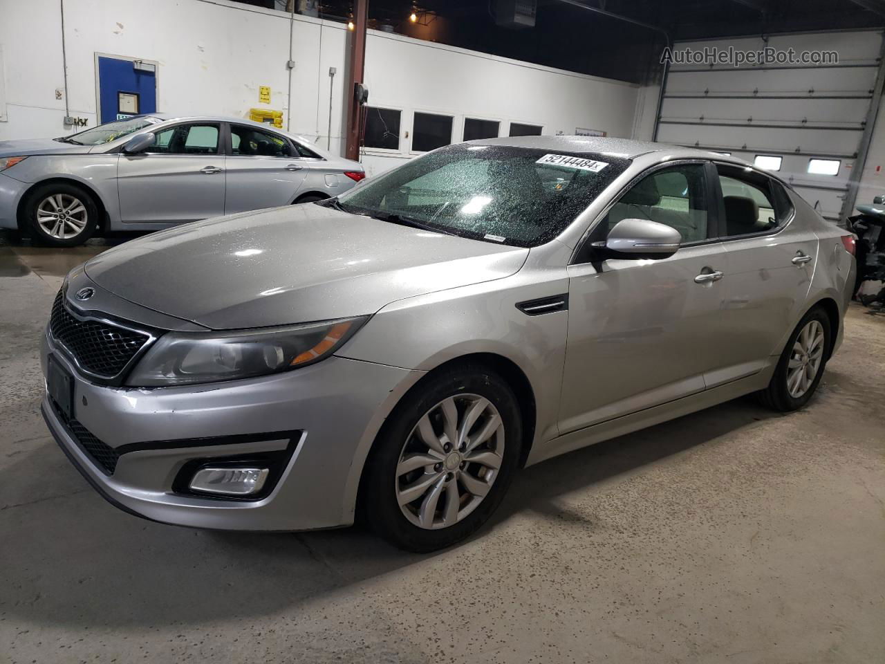 2015 Kia Optima Lx Серебряный vin: 5XXGM4A77FG459250