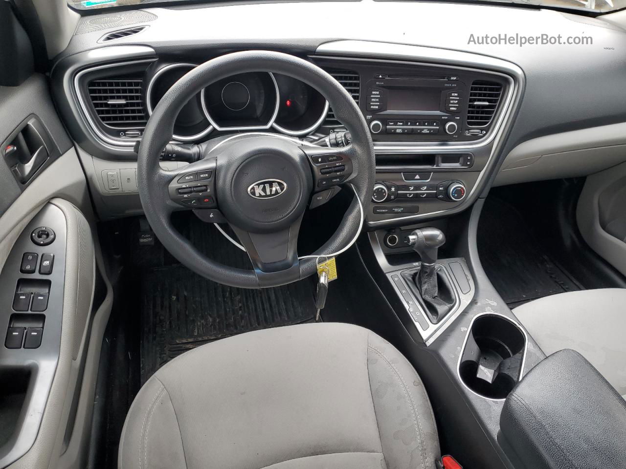 2015 Kia Optima Lx Белый vin: 5XXGM4A78FG471536