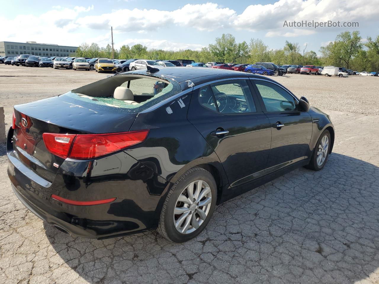 2015 Kia Optima Lx Черный vin: 5XXGM4A79FG496140