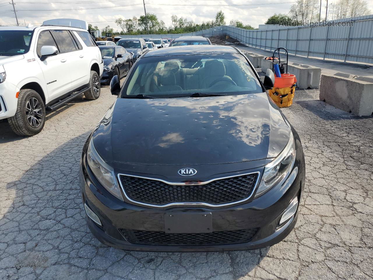 2015 Kia Optima Lx Черный vin: 5XXGM4A79FG496140