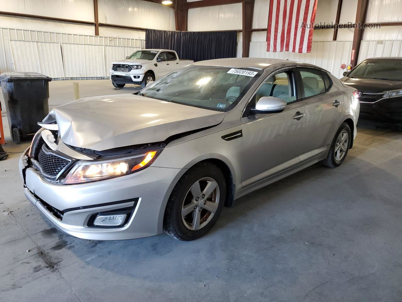 2014 Kia Optima Lx Серебряный vin: 5XXGM4A7XEG328571