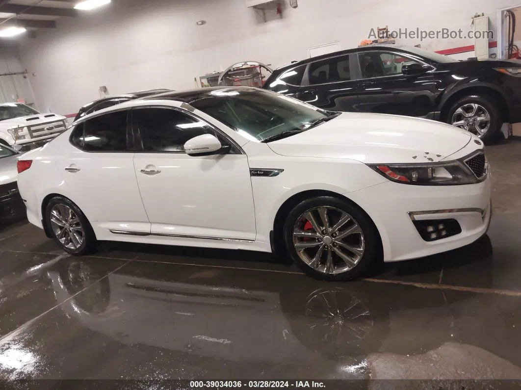 2014 Kia Optima   Белый vin: 5XXGR4A62EG296207