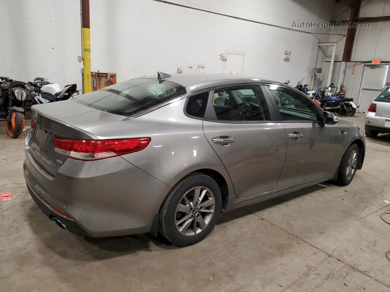 2016 Kia Optima Lx Silver vin: 5XXGT4L17GG053675