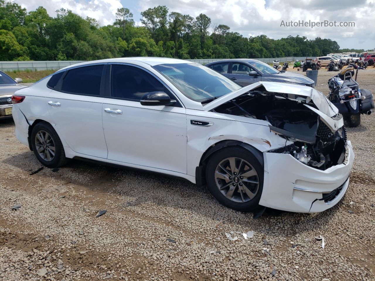 2017 Kia Optima Lx White vin: 5XXGT4L1XHG170538