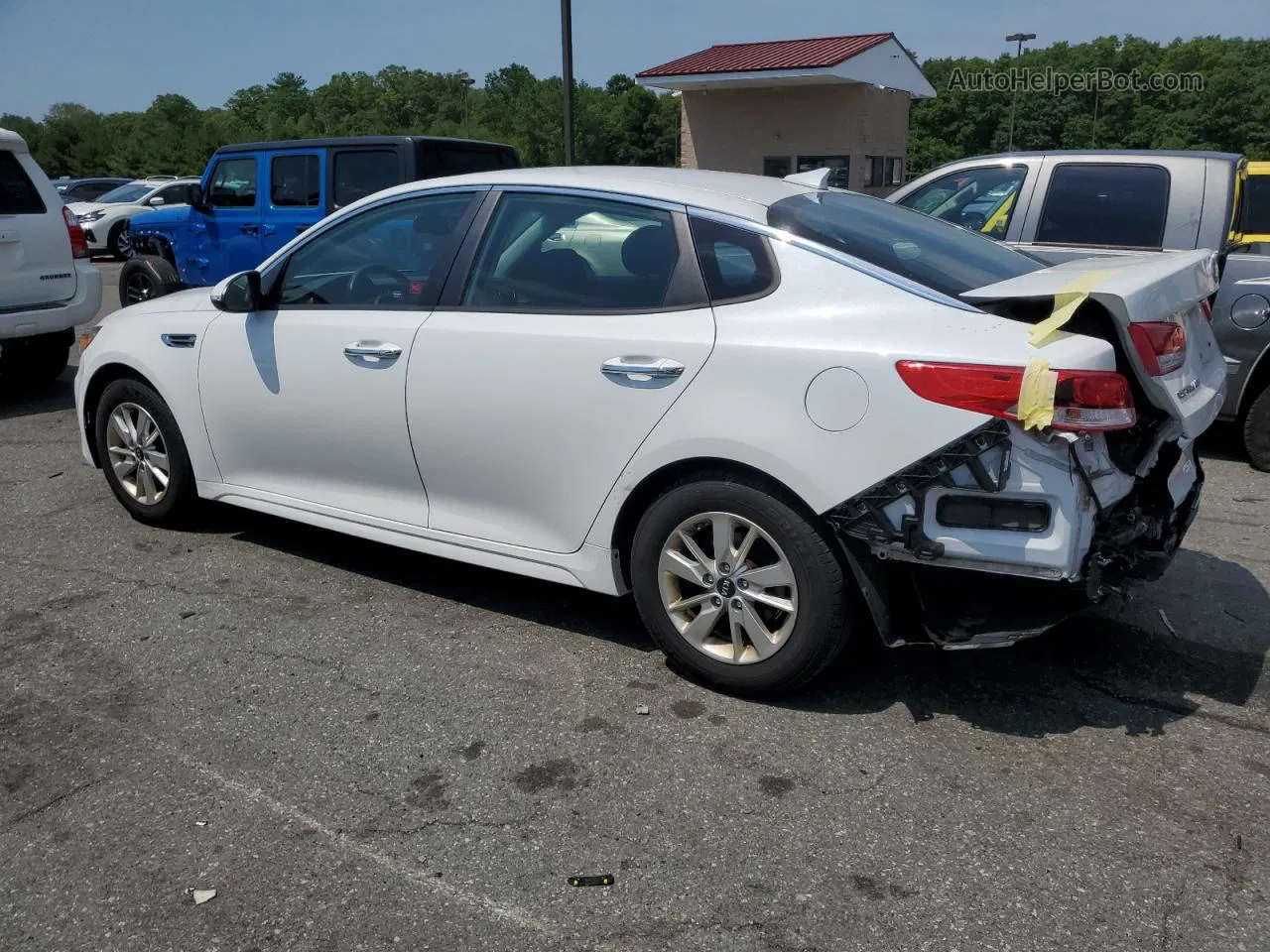 2016 Kia Optima Lx White vin: 5XXGT4L30GG070092