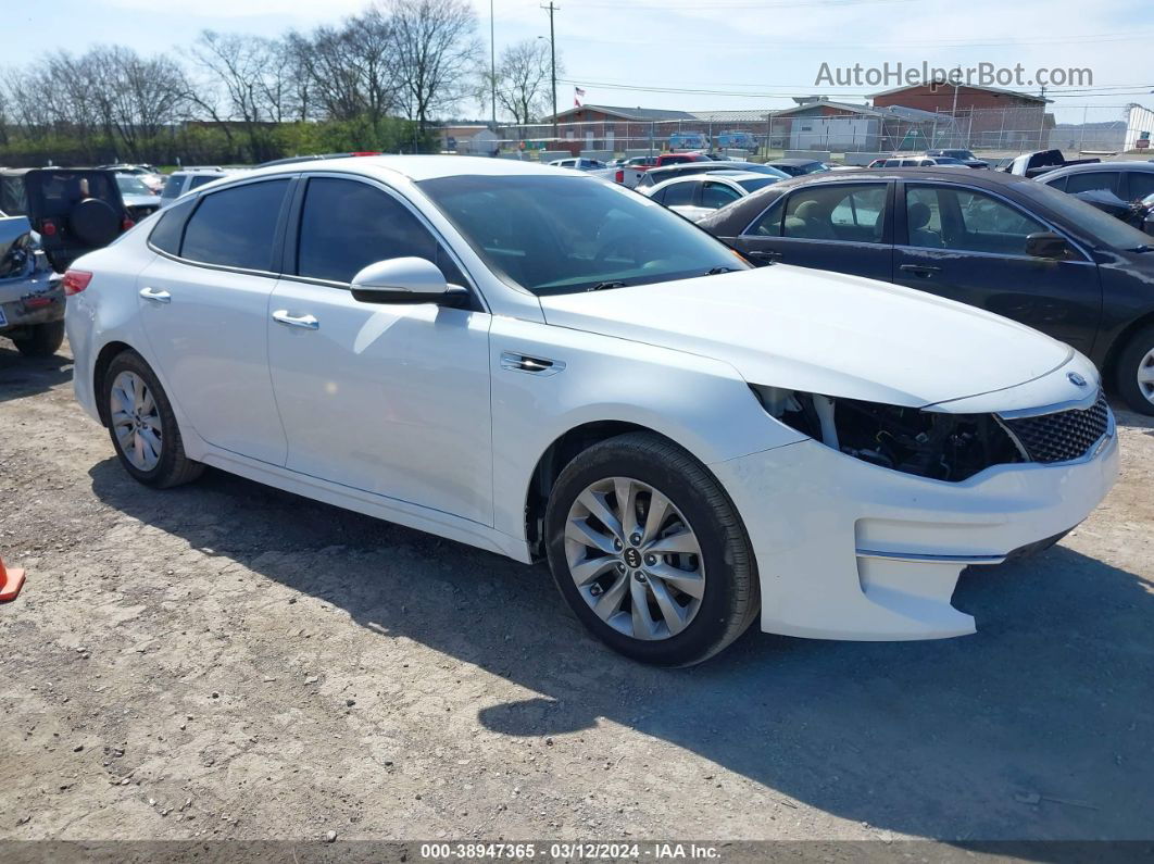 2017 Kia Optima Lx White vin: 5XXGT4L30HG141504