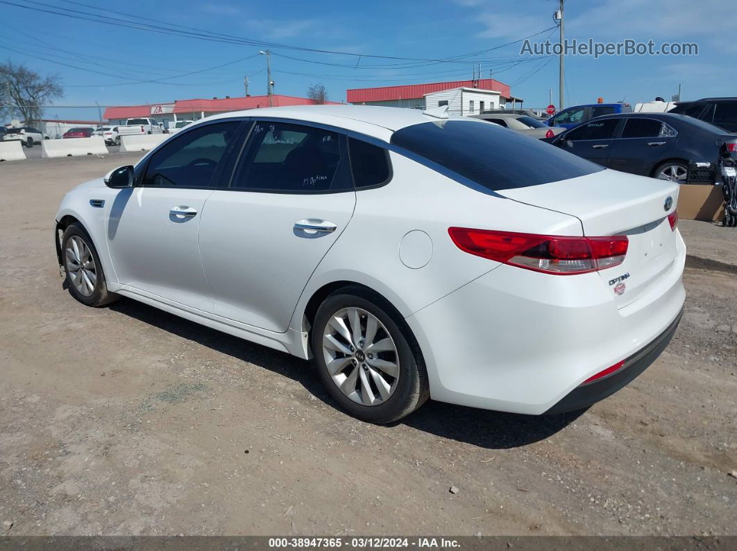 2017 Kia Optima Lx White vin: 5XXGT4L30HG141504