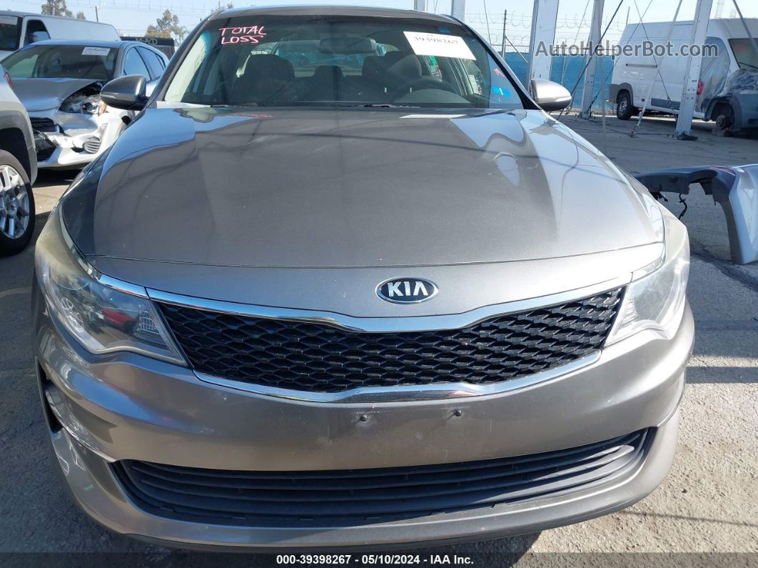 2017 Kia Optima Lx Silver vin: 5XXGT4L30HG142314