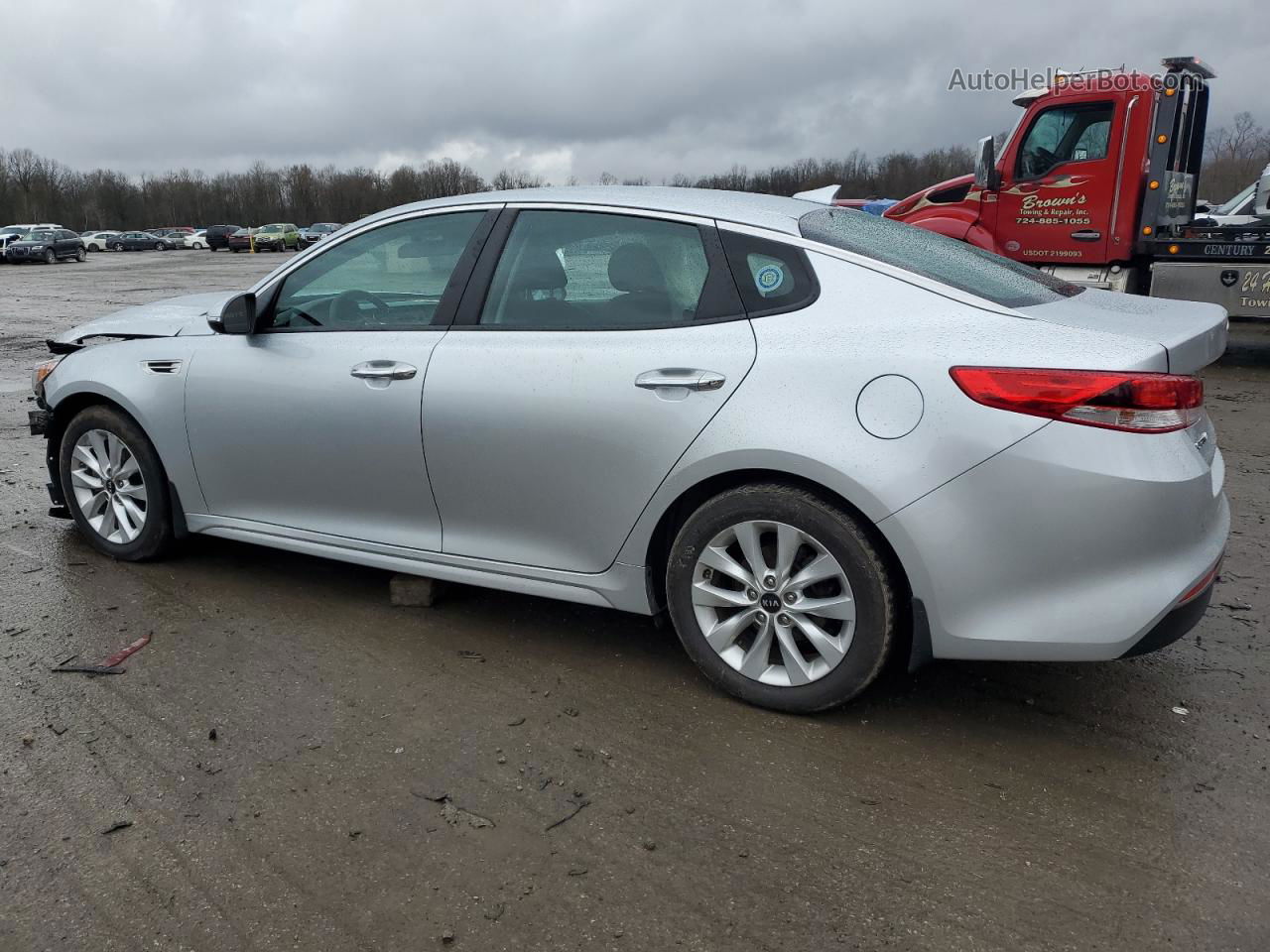 2017 Kia Optima Lx Silver vin: 5XXGT4L30HG163891