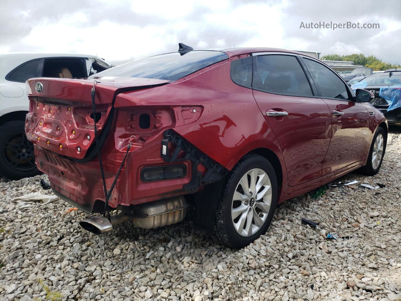 2018 Kia Optima Lx Red vin: 5XXGT4L30JG190014