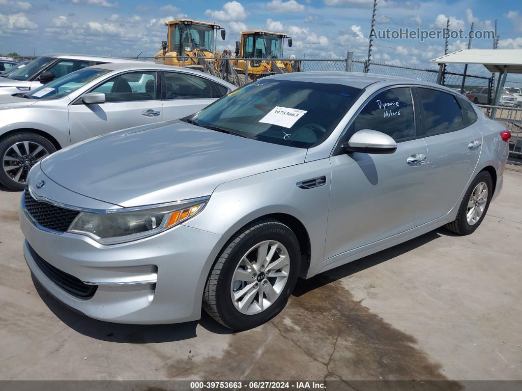 2018 Kia Optima Lx Silver vin: 5XXGT4L30JG199618