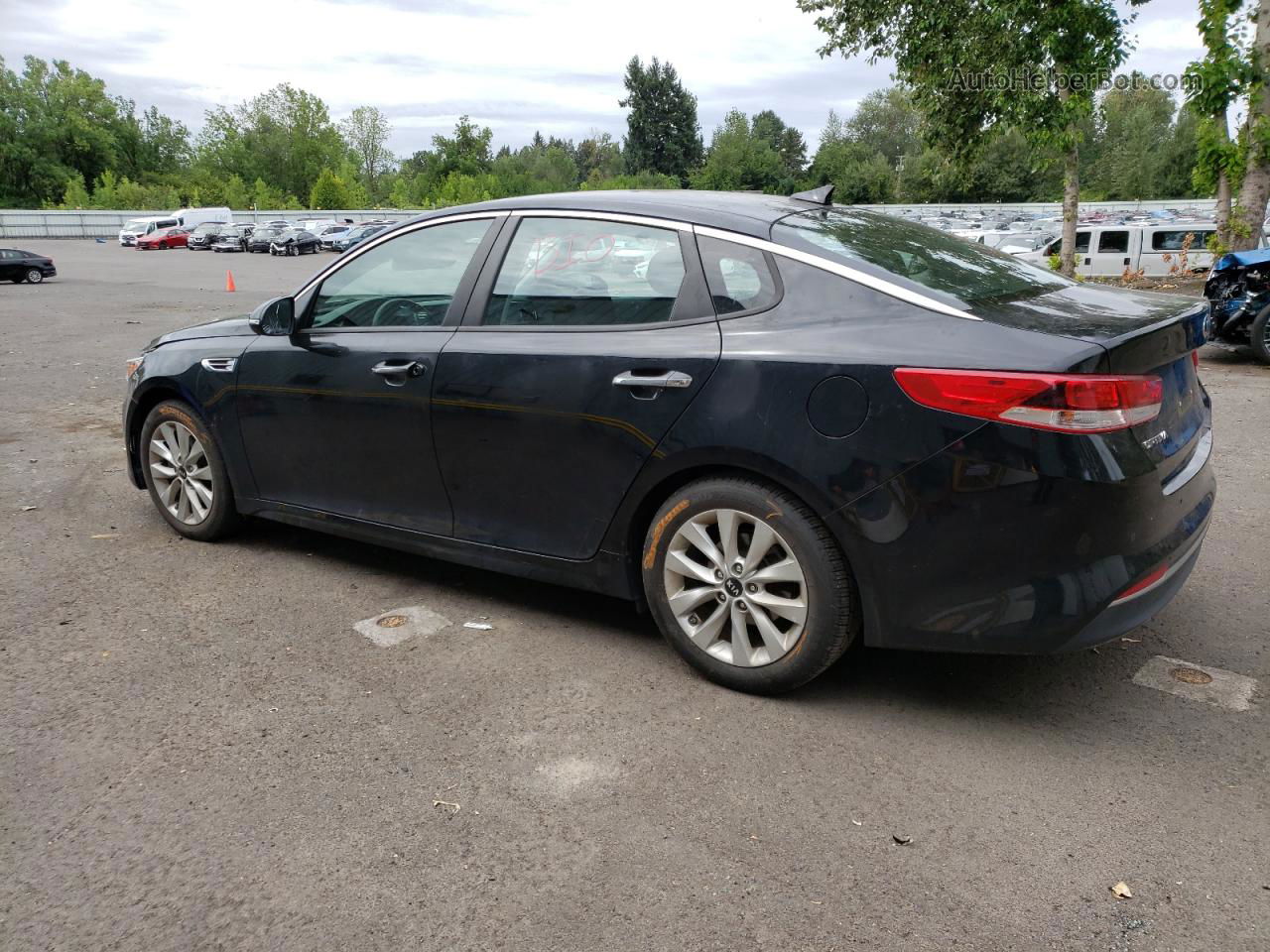 2018 Kia Optima Lx Black vin: 5XXGT4L30JG271353