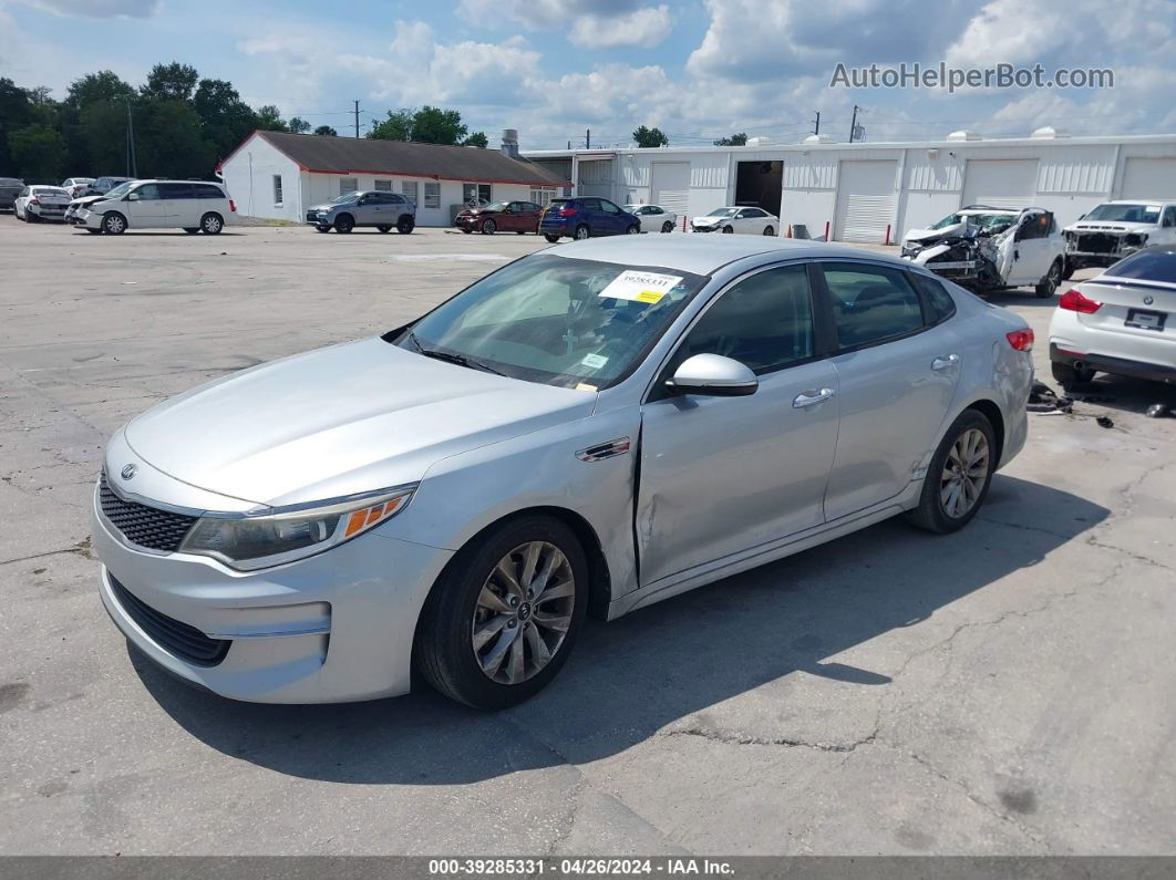 2016 Kia Optima Lx Серебряный vin: 5XXGT4L31GG016509