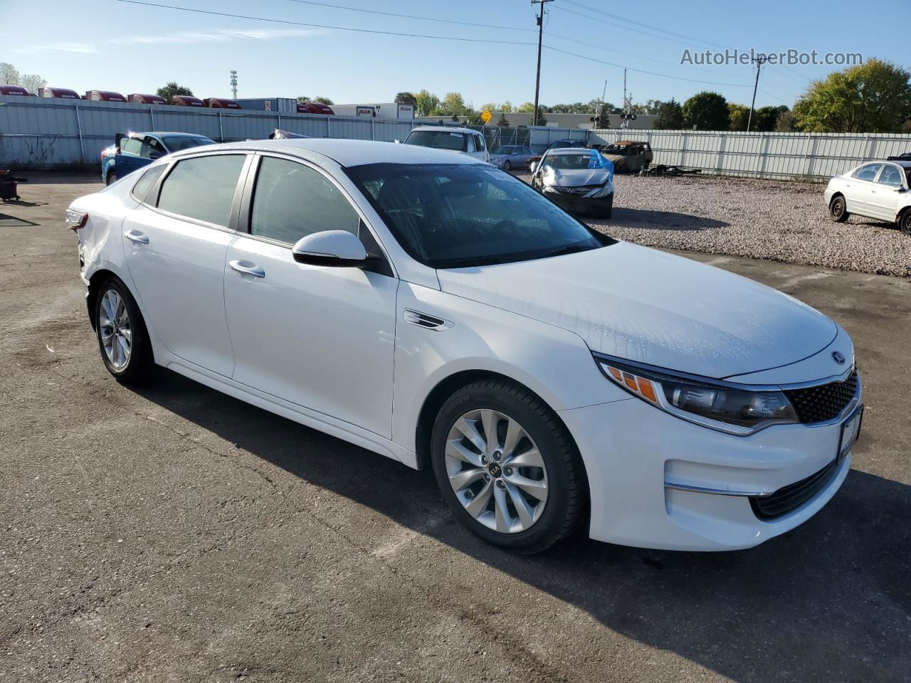 2016 Kia Optima Lx Белый vin: 5XXGT4L31GG069565