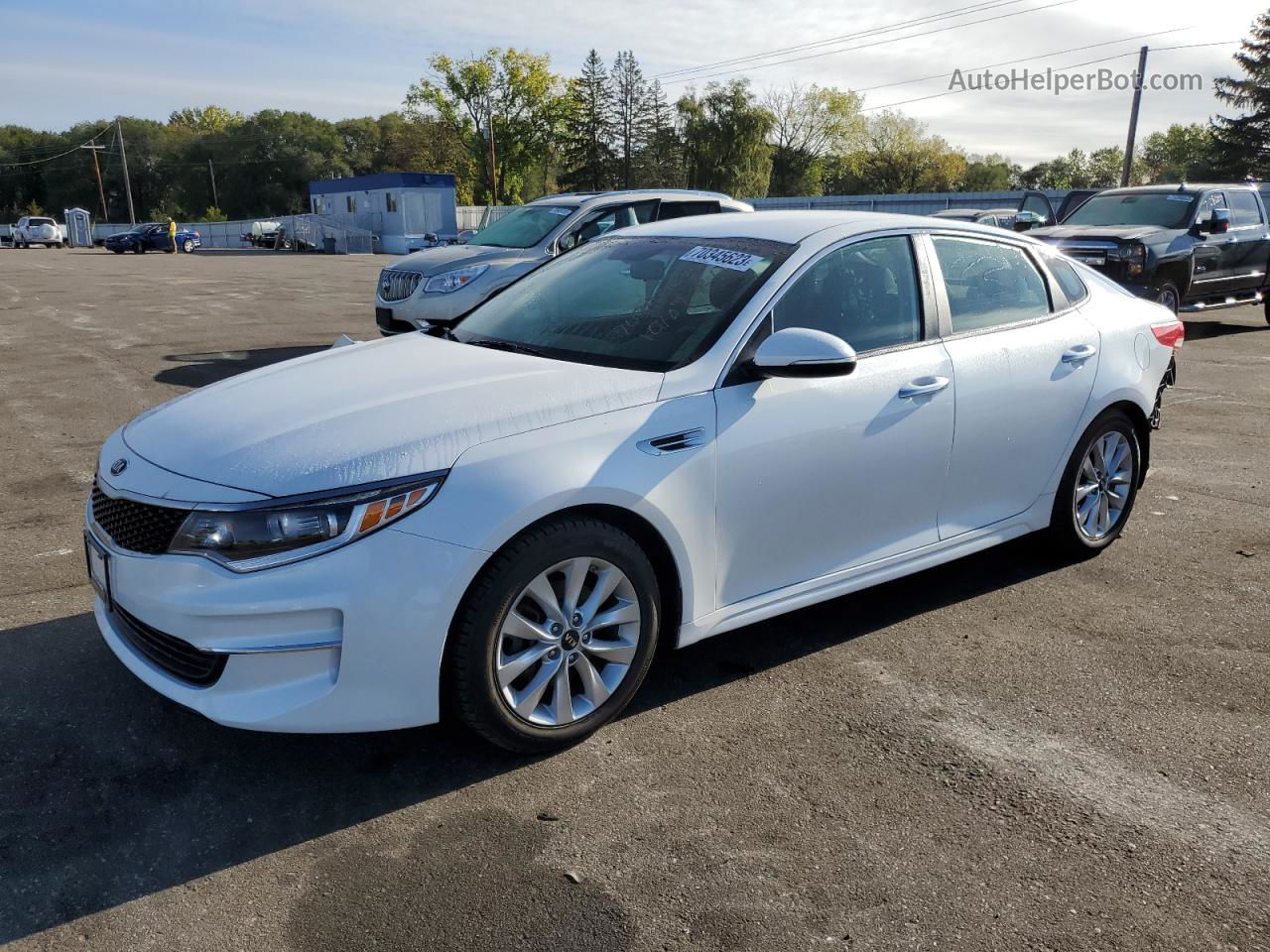 2016 Kia Optima Lx White vin: 5XXGT4L31GG069565